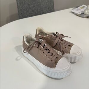 Women's Tan Sneakers